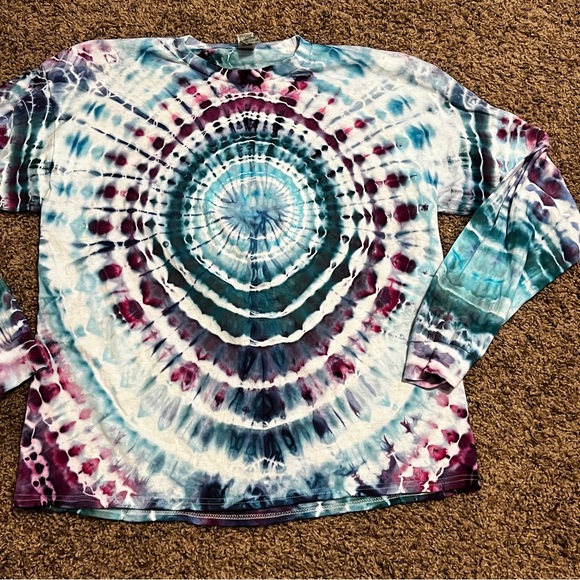 Handmade Tie Dyed Long Sleeve Shirt - Picture 5 of 10